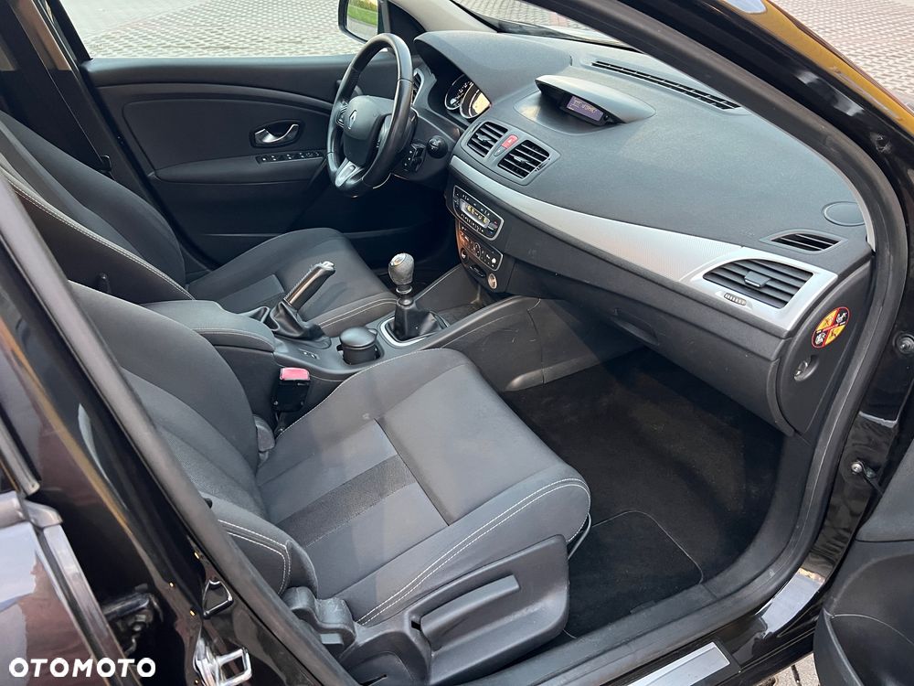 Renault Megane Grandtour TCe 130 Dynamique - 24