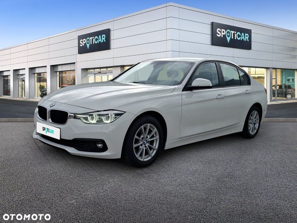 BMW Seria 3 318i