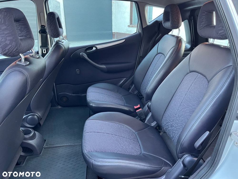 Mercedes-Benz Klasa A 170 CDI Avantgarde - 11