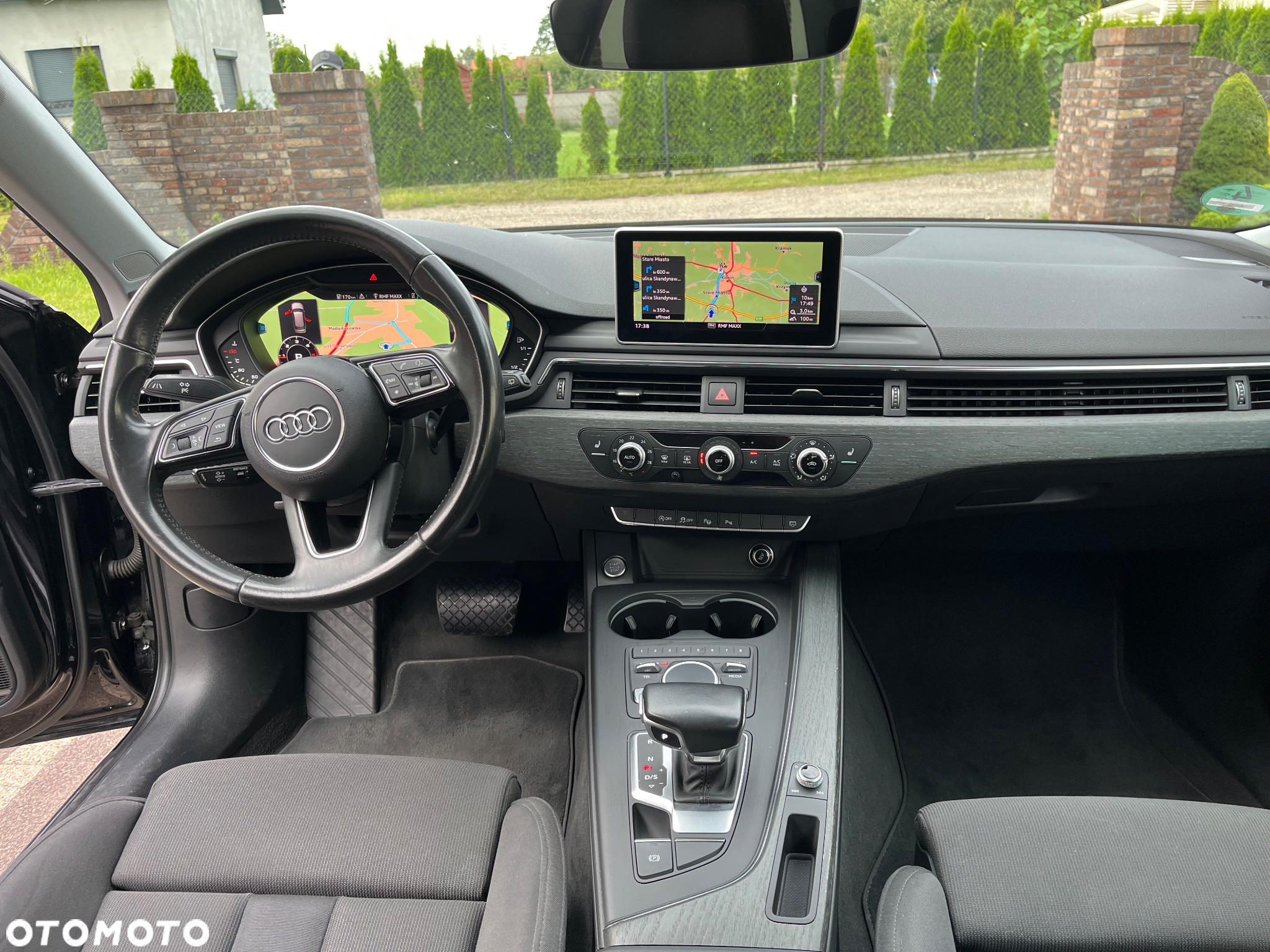 Audi A4 2.0 TDI ultra S tronic sport - 14