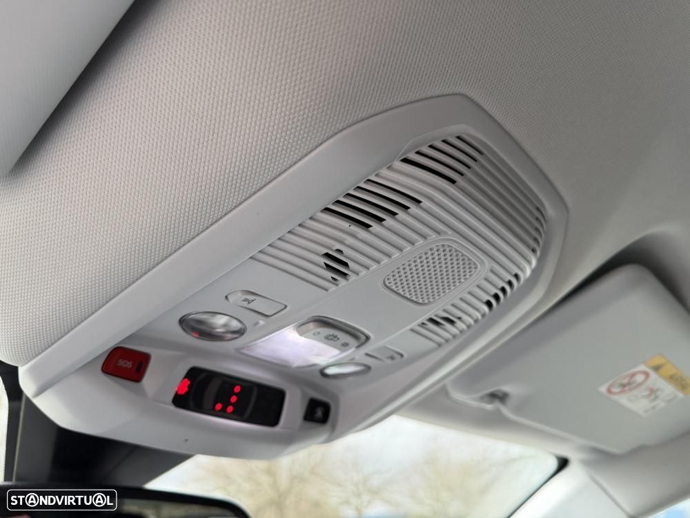 Peugeot 3008 1.2 PureTech Allure Pack EAT8 - 23