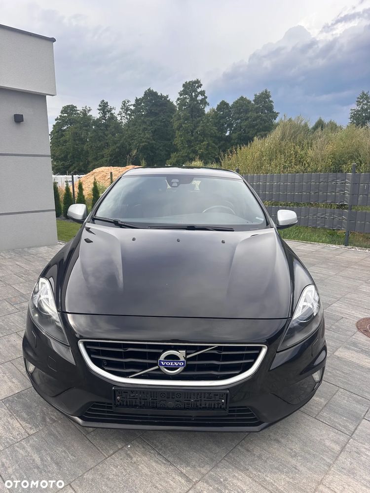 Volvo V40 T2 Drive-E R-Design Momentum - 3