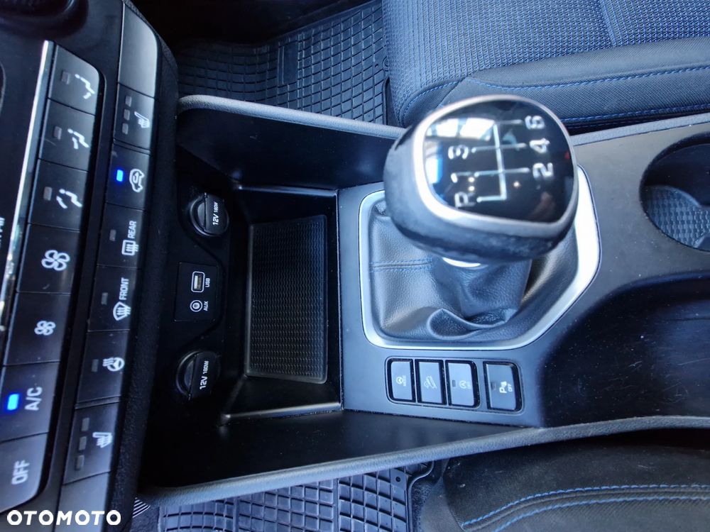 Hyundai Tucson - 16