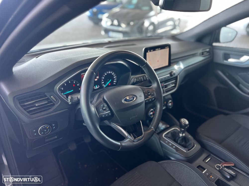 Ford Focus SW 1.0 EcoBoost Active - 6