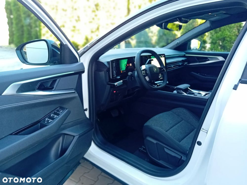 Renault Austral 1.3 TCe mHEV Techno - 10