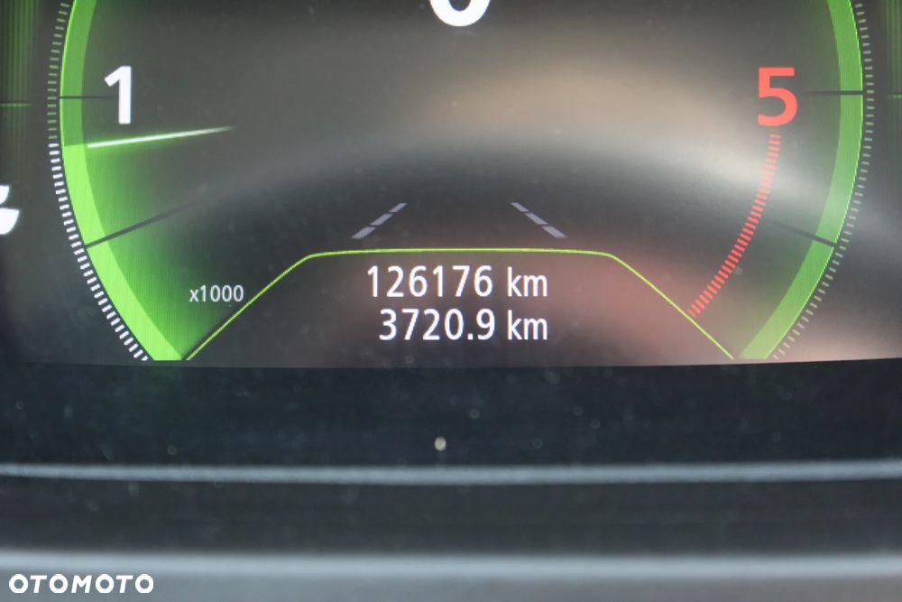 Renault Scenic BLUE dCi 120 LIMITED - 29