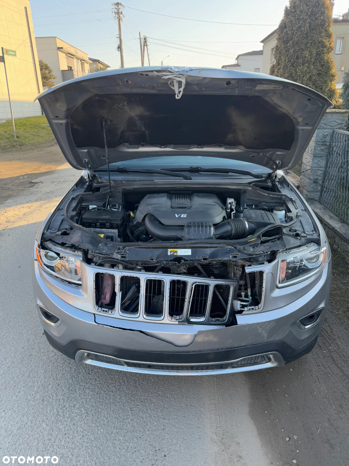 Jeep Grand Cherokee - 29