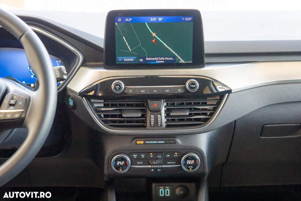 Ford Kuga - 18