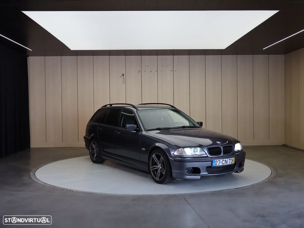 BMW 320 d Touring - 8