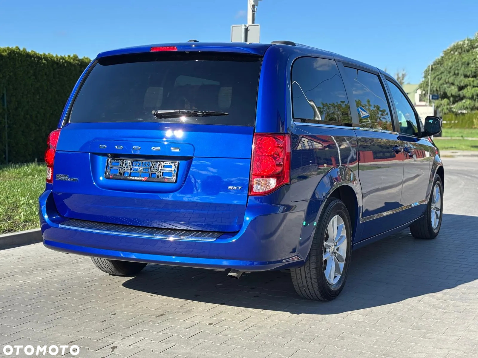 Dodge Grand Caravan - 15