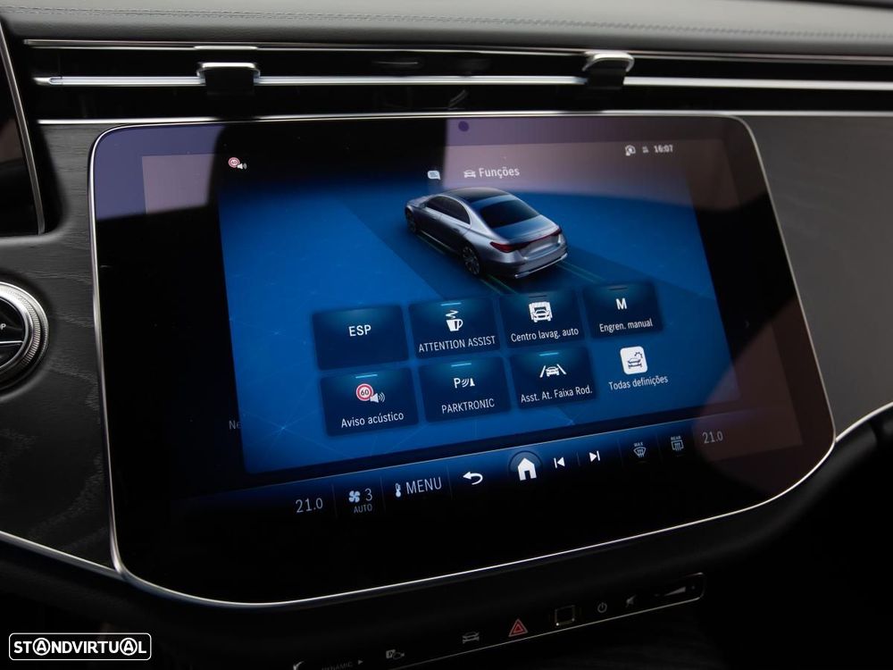 Mercedes-Benz E 220 d AMG Line - 34