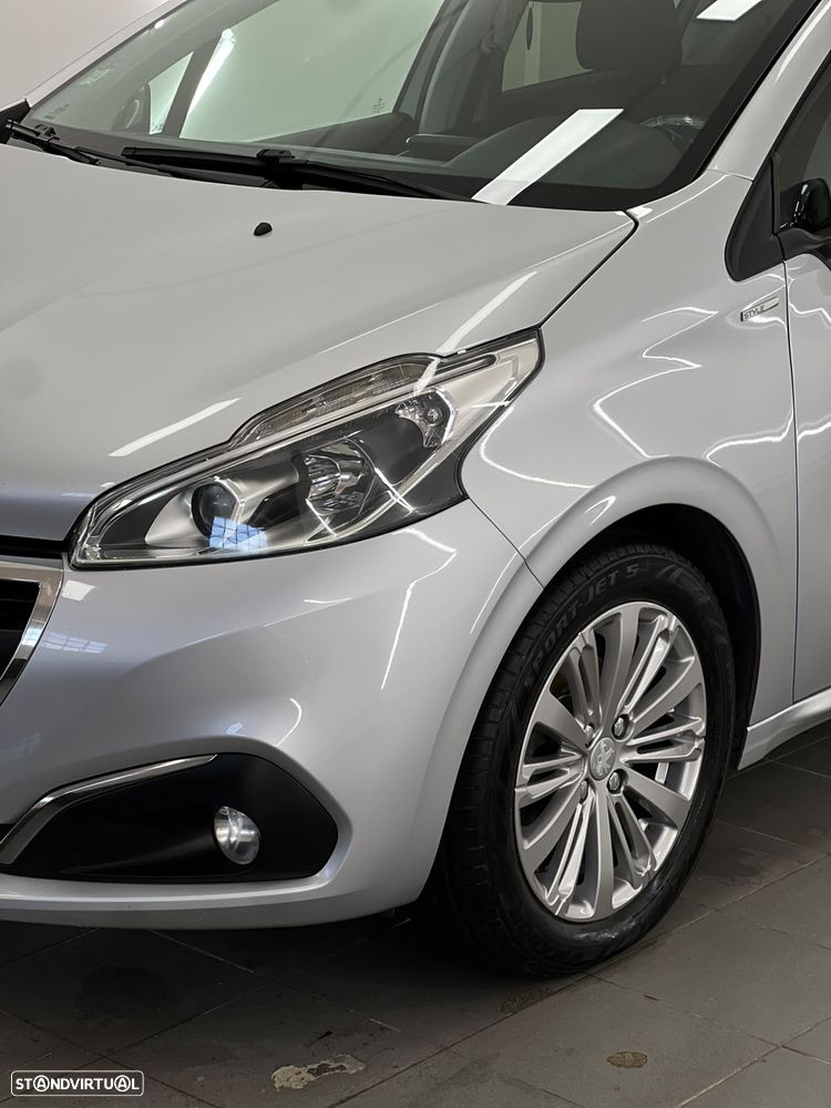 Peugeot 208 1.2 PureTech Style - 7