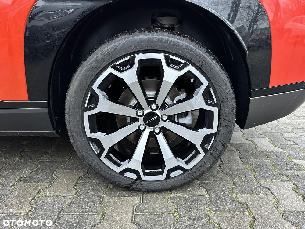 GAC AION V - 18
