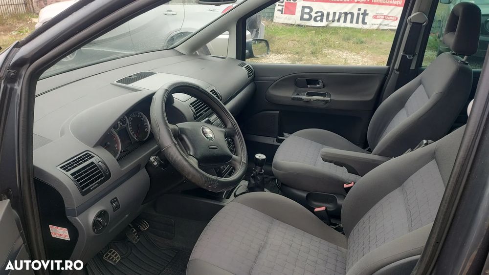 Volkswagen Sharan 1.9TDI Comfortline - 11