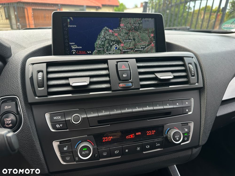 BMW Seria 1 118d Sport Line - 23