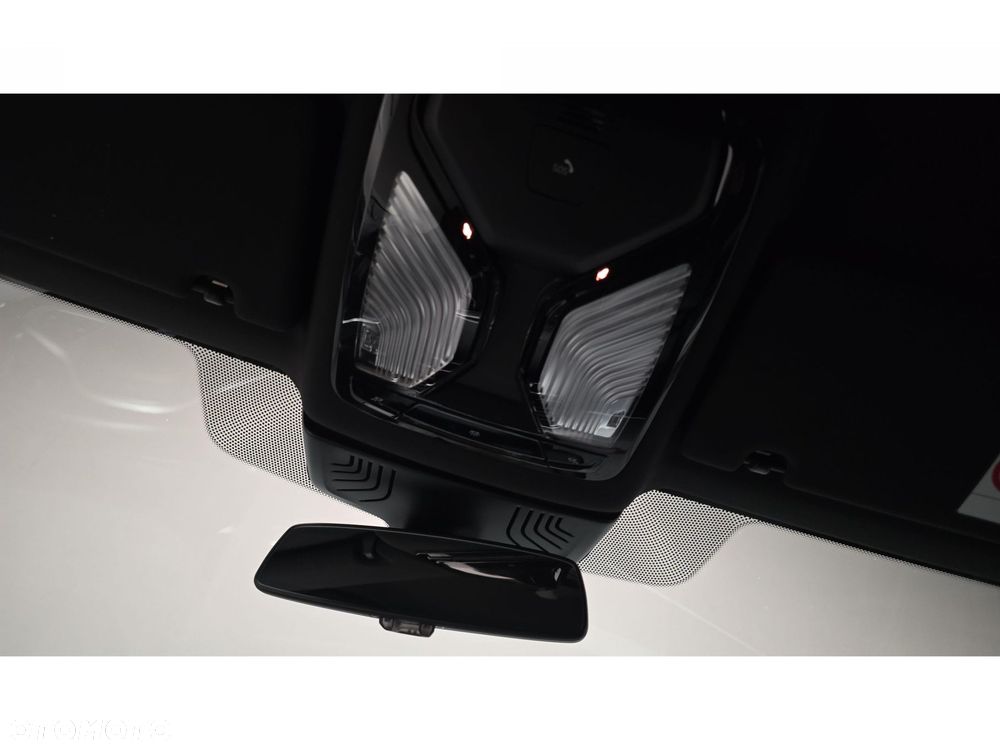 BMW Seria 5 530d xDrive mHEV M Sport sport - 32