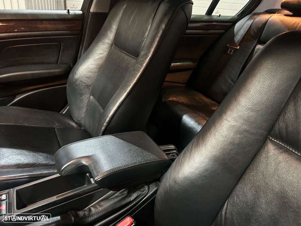 BMW 330 dA - 11