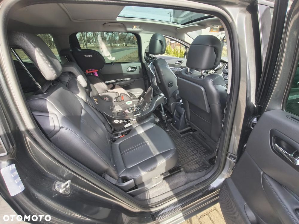 Peugeot 5008 e-HDI FAP 115 EGS6 Stop&Start Business-Line - 14