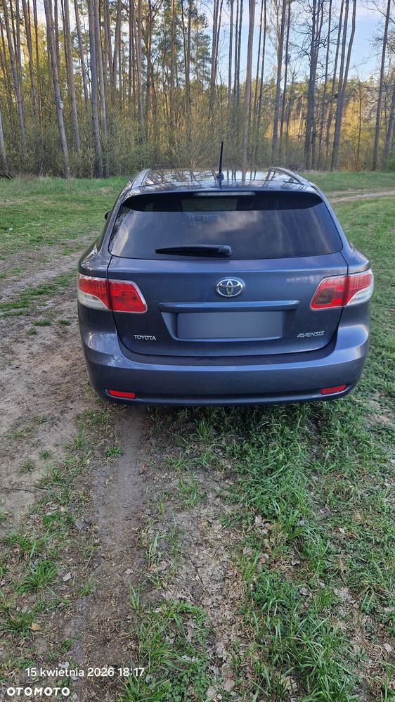 Toyota Avensis 2.2 D-4D Automatik Sol - 31