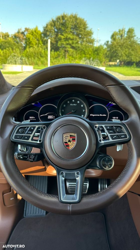 Porsche Cayenne - 7