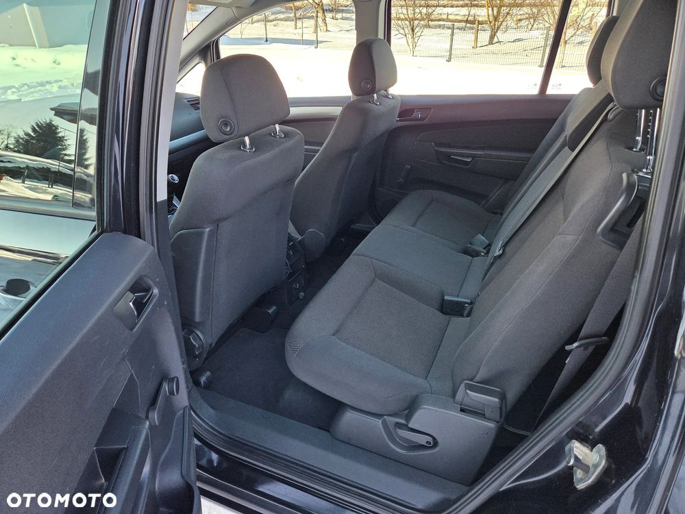 Opel Zafira 1.8 Family - 12