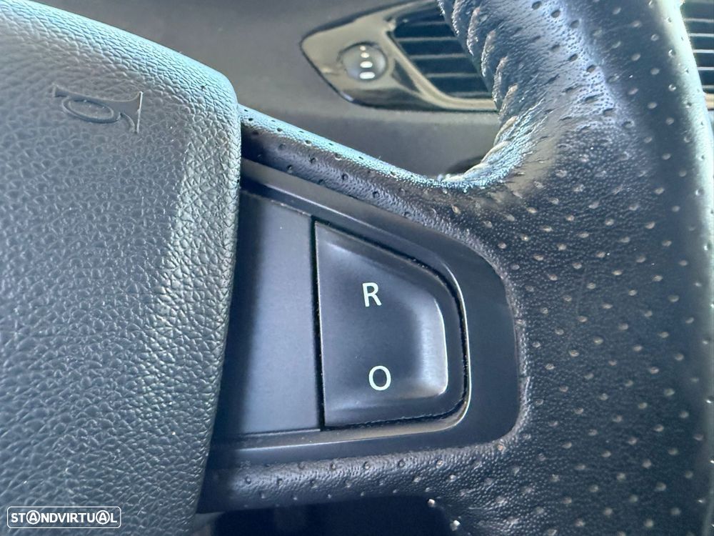 Renault Scénic 1.5 dCi Bose Edtion EDC - 32