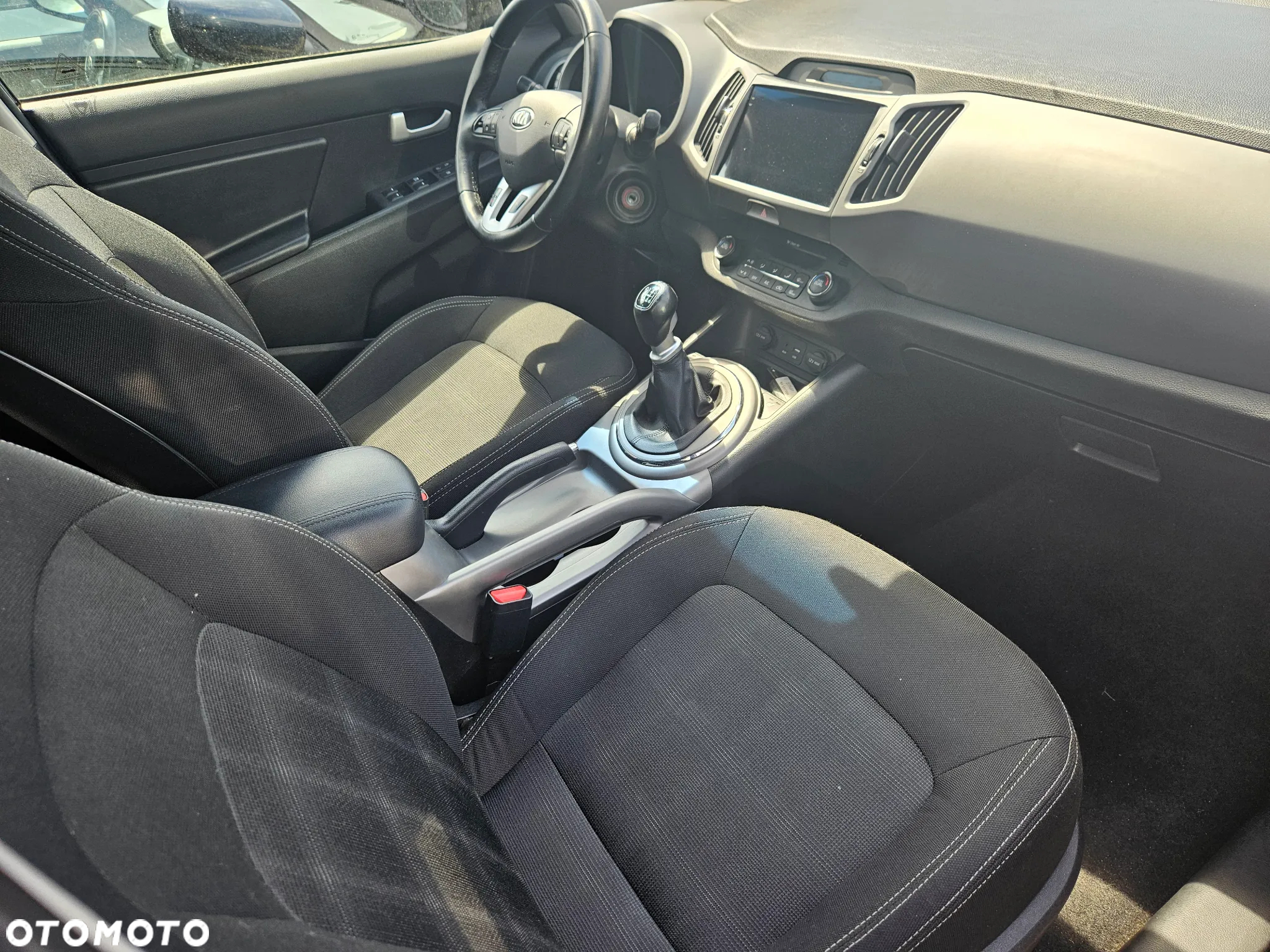 Kia Sportage - 16