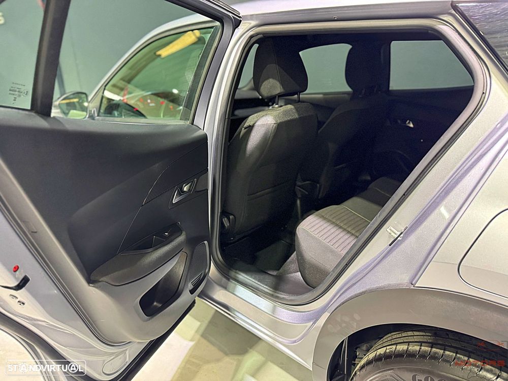 Peugeot 2008 1.2 PureTech SE Style - 15