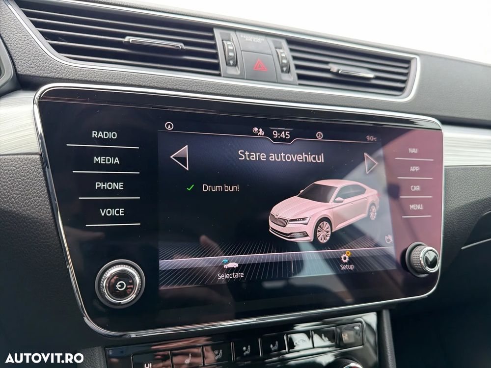 Skoda Superb 2.0 TDI DSG Style - 31