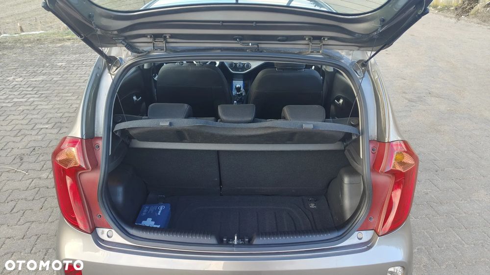Kia Picanto 1.0 Dream Team Edition - 10