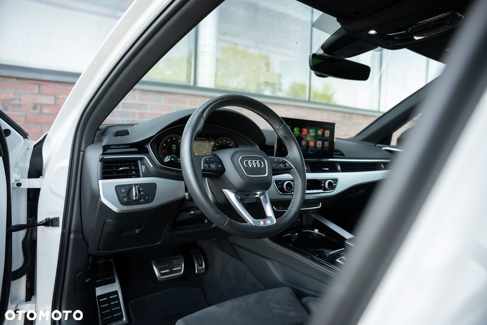 Audi A4 Avant 35 TFSI S tronic S line - 24