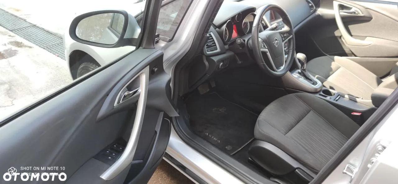 Opel Astra - 16