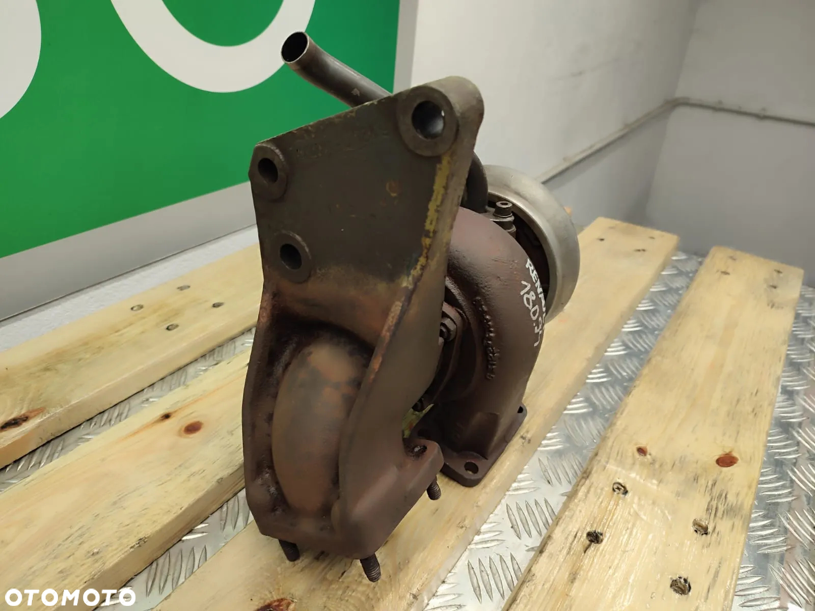 Turbina Renault 180.94 TD226B-6  6.23L - 7