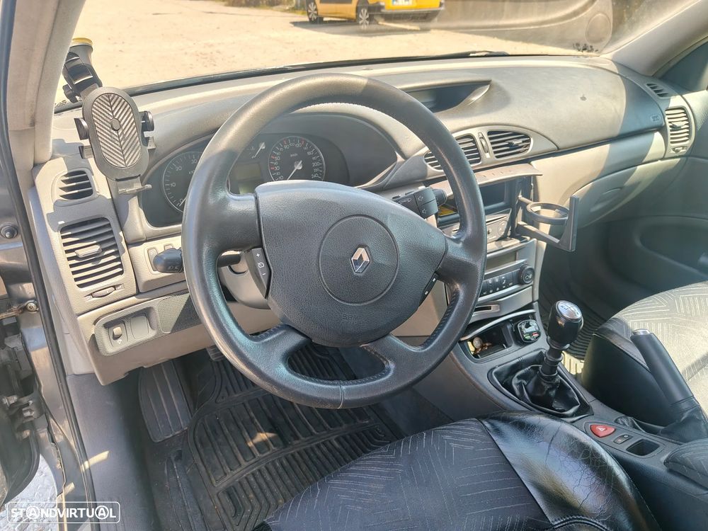 Renault Laguna Break 1.9 dCi Confort - 7