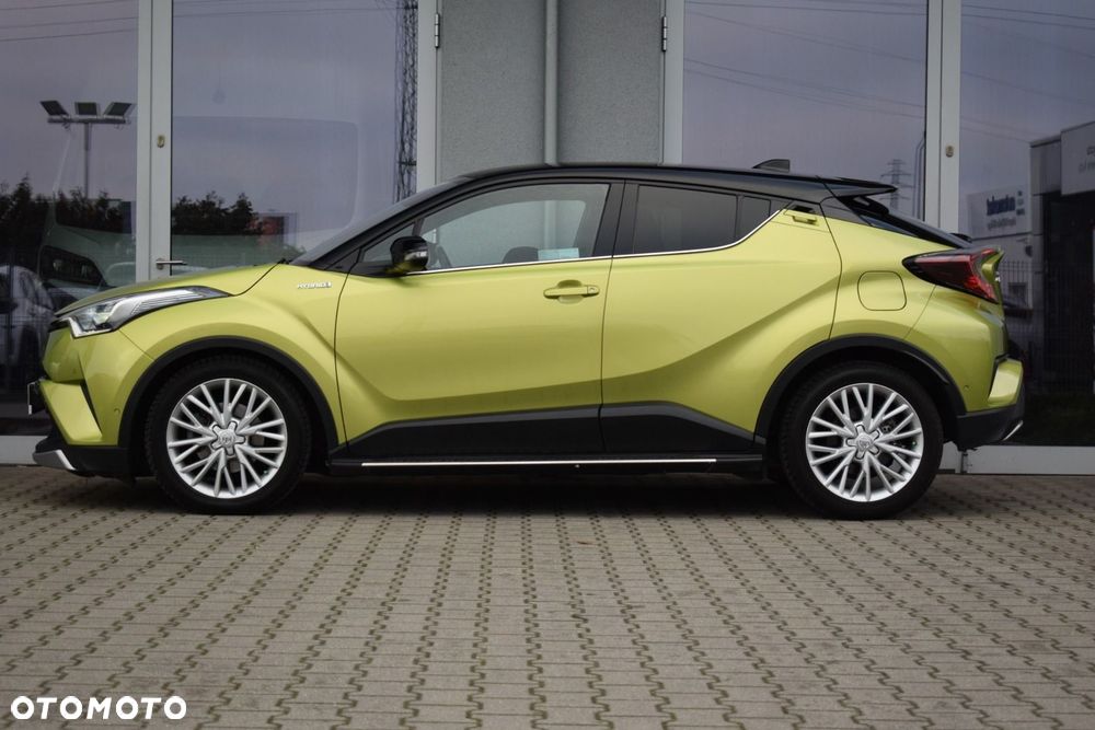 Toyota C-HR 1.8 Hybrid Neon Lime powered by JBL - 3