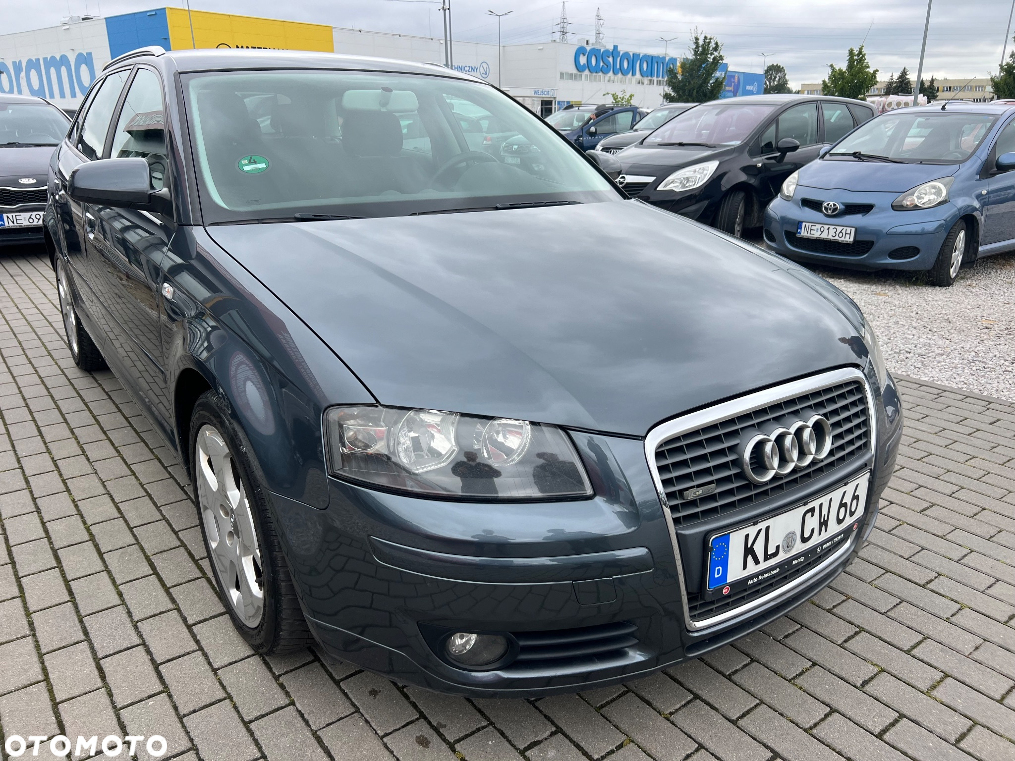 Audi A3 2.0 TDI Sportback DPF S line Sportpaket - 2