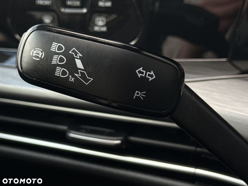 Volkswagen Golf 1.5 eTSI EVO Style DSG - 38