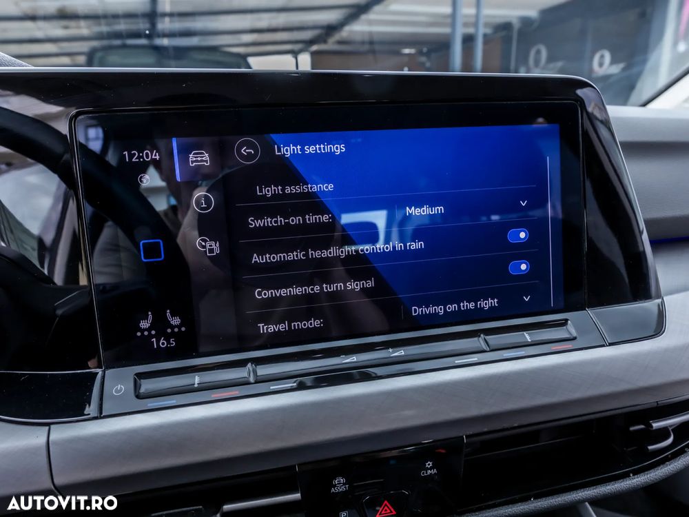 Volkswagen Golf 1.5 eTSI ACT DSG MHEV Life - 25