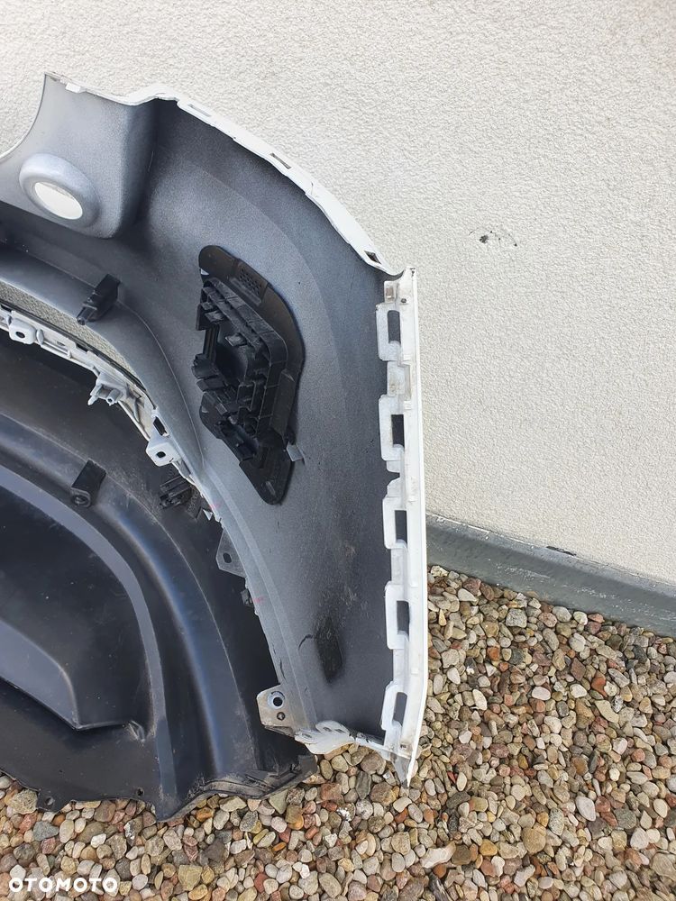 Zderzak tył tylny Volvo Ex30 rok 23- - 10