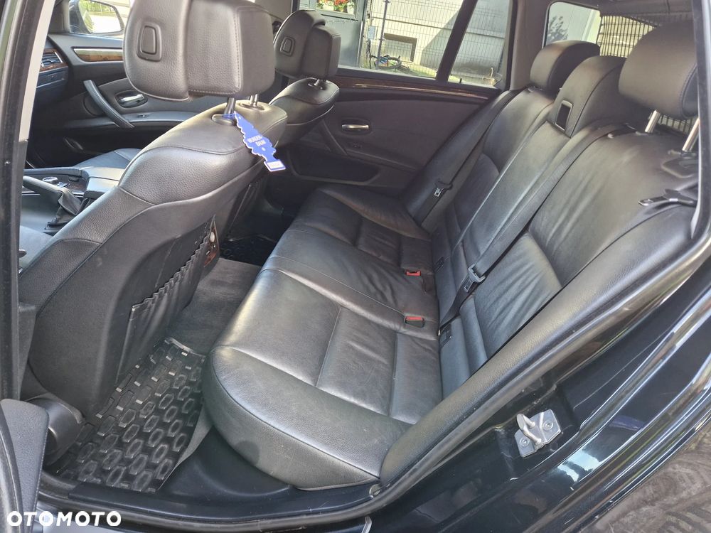 BMW Seria 5 530d xDrive - 13
