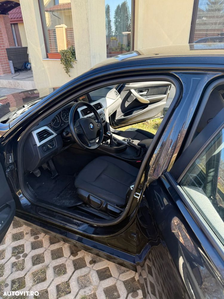 BMW Seria 3 320d - 2
