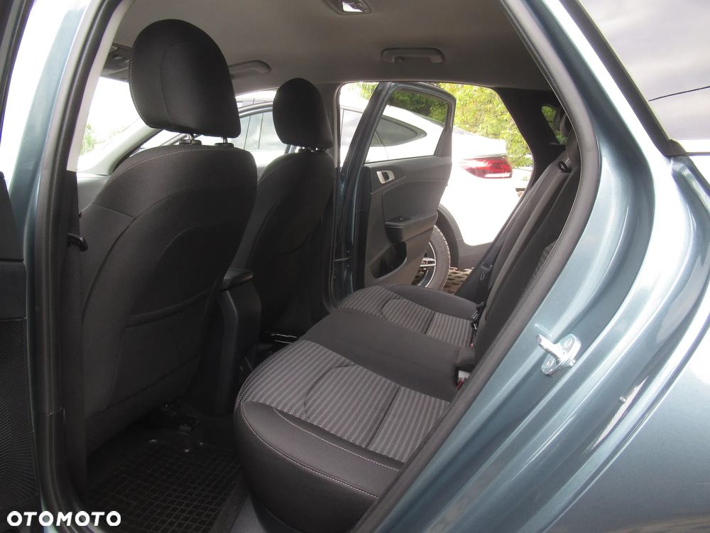 Kia Ceed 1.5 T-GDI M DCT - 7