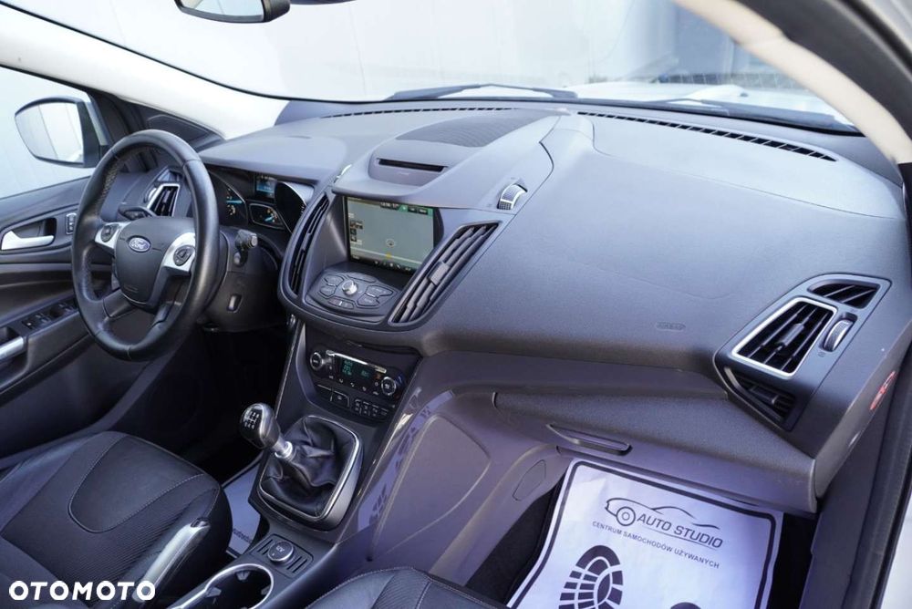 Ford Kuga 2.0 TDCi 2x4 Titanium - 9