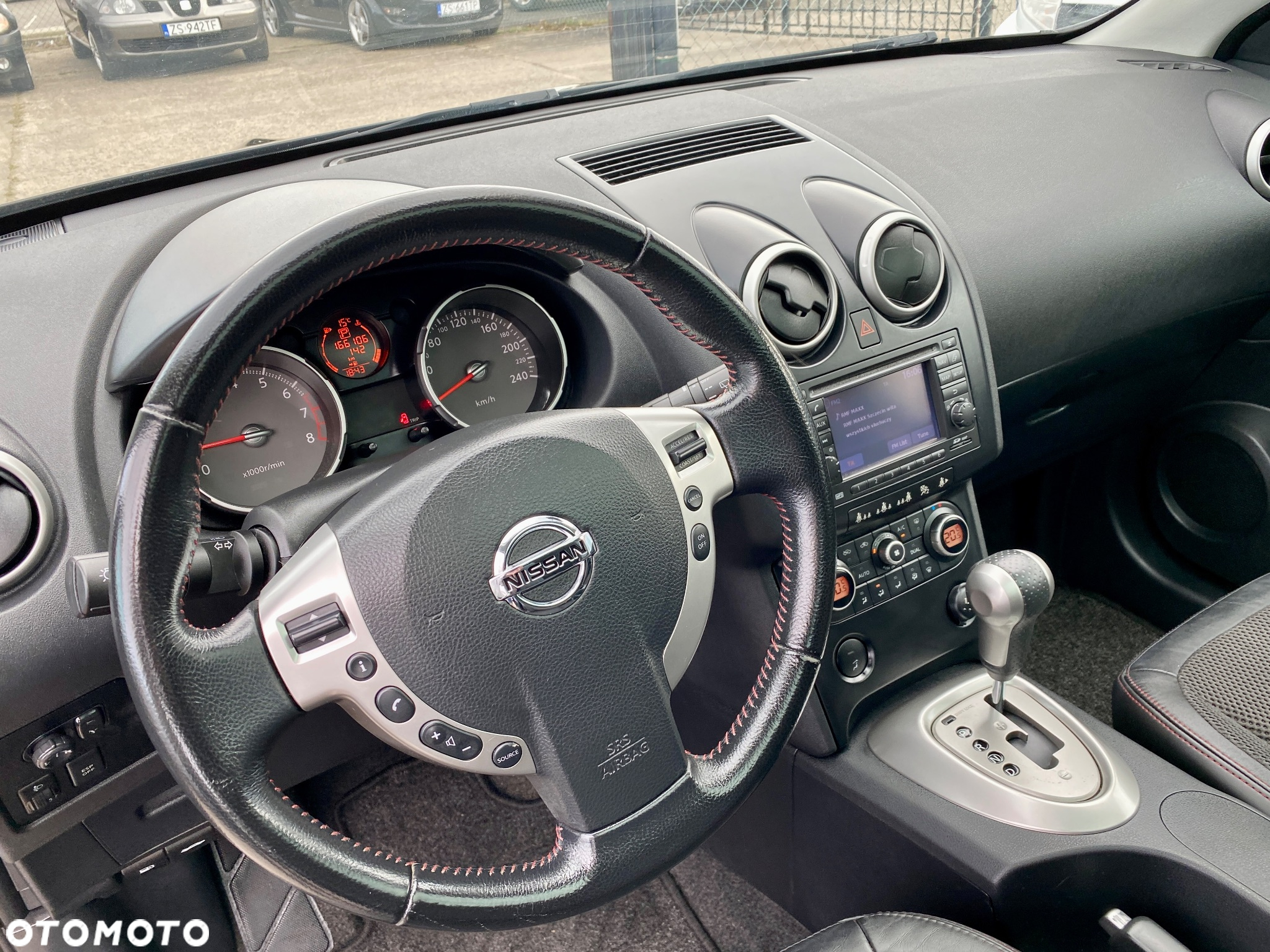 Nissan Qashqai 2.0 4 x 4 CVT I-Way - 25