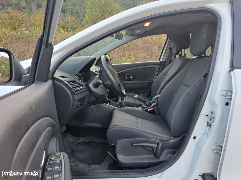 Renault Mégane 1.5 dCi Confort - 12