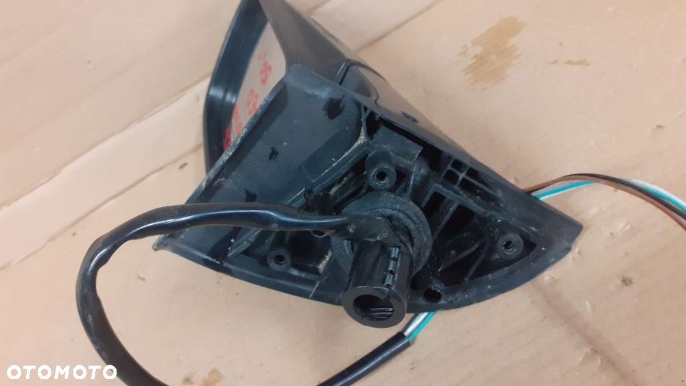 #LUSTERKO PRAWE 5 PIN PEUGEOT 307 EGED nr E11 015821 - 2