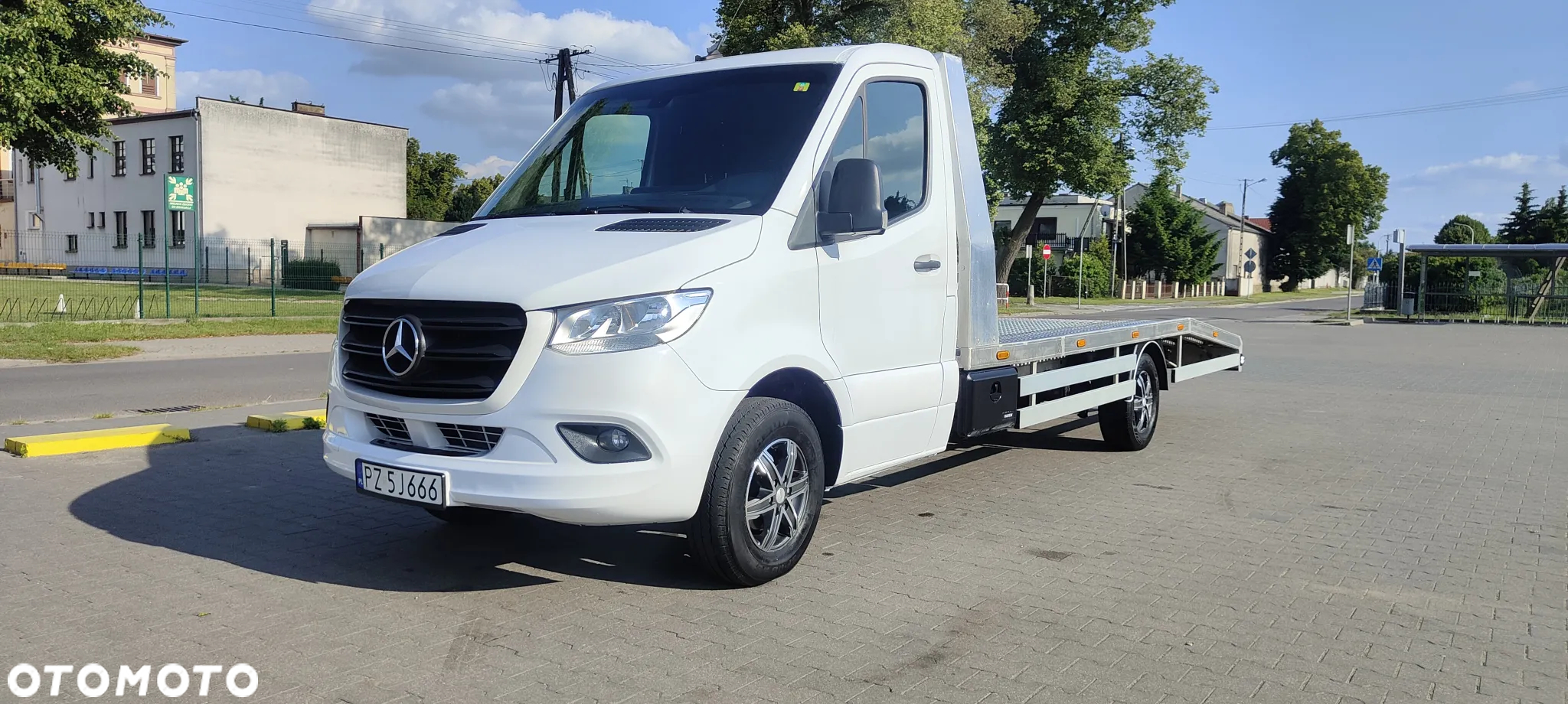 Mercedes-Benz Sprinter - 23