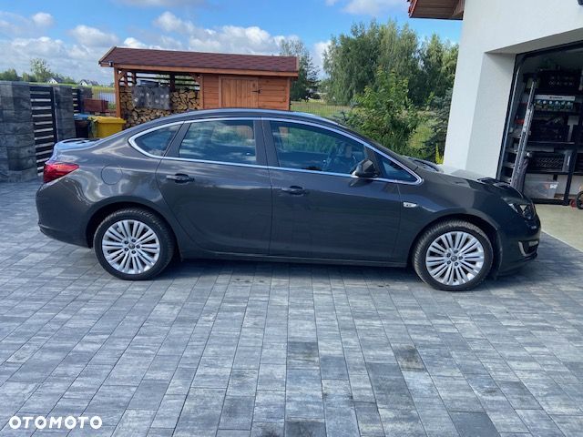 Opel Astra 1.4 - 2