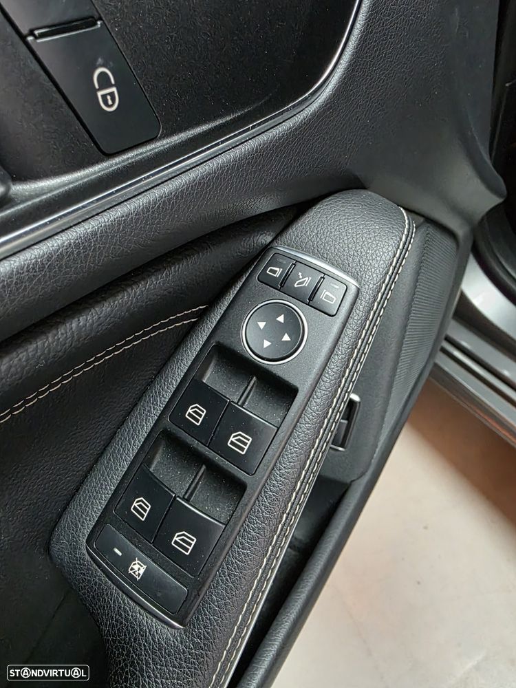 Mercedes-Benz CLA 180 d Urban - 25