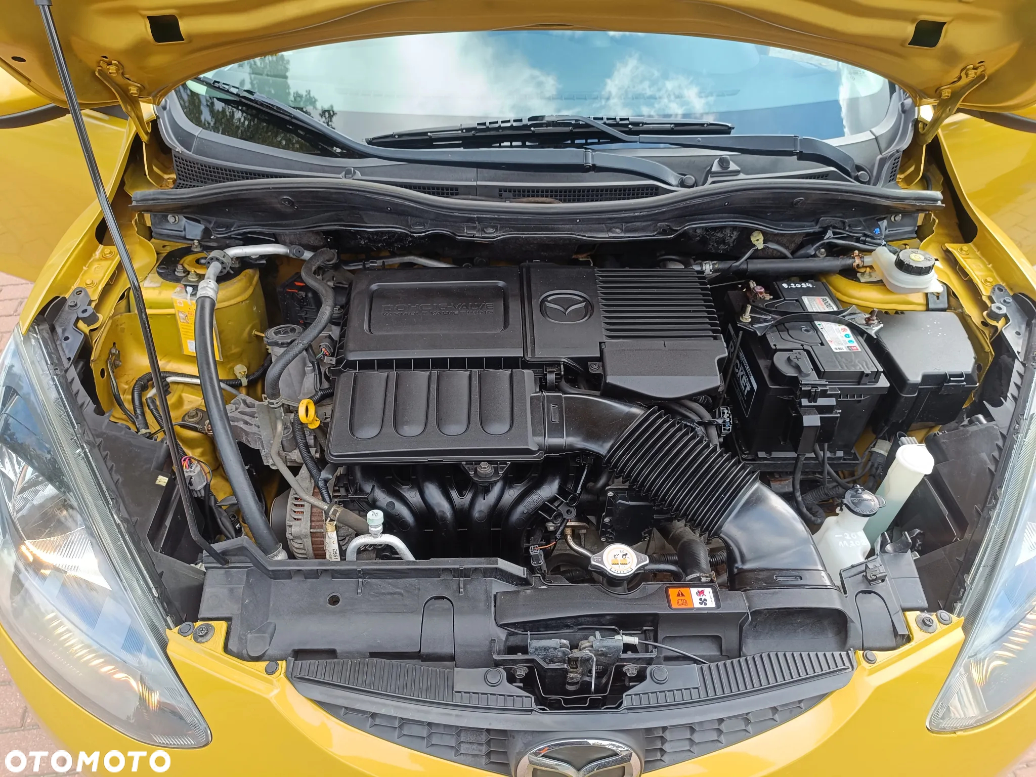 Mazda 2 - 18